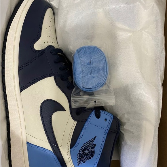jordan 1 obsidian size 5